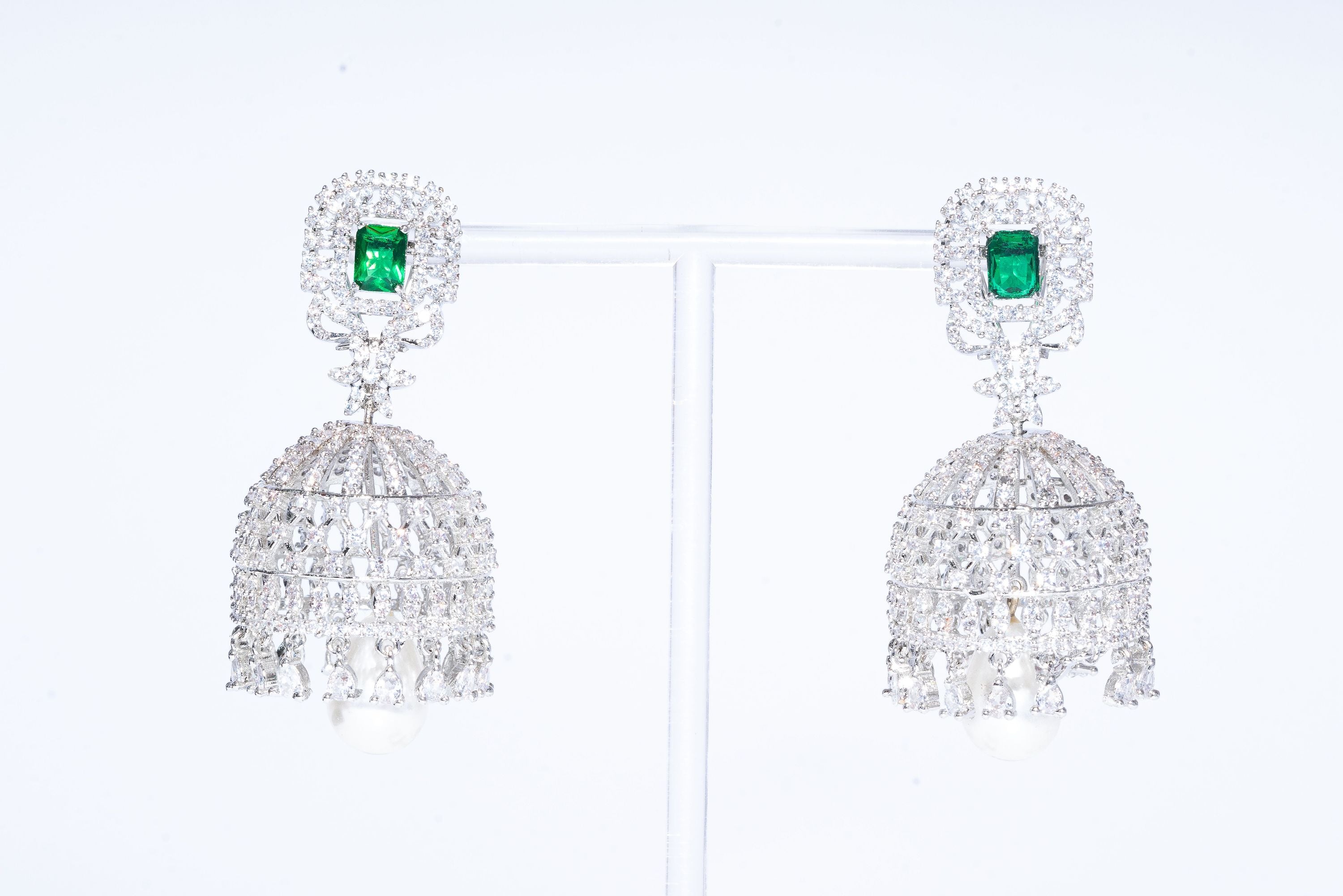 Latest Diamond Earring for Girls | Diamond earrings online, Diamond earrings  design, Modern diamond earrings
