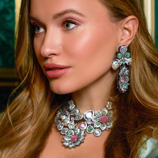 Our Estelle Choker necklace and earrings set was designed to add spectacular royal sparkle and glamour to any look. Inspired by the royal court jewelry of Jaipur, InJaipur RoseJaipur RoseNecklace and Earring SetEstelle Baroque Pearl Choker Set - Pastel Pink & Mint - Jaipur Rose Go